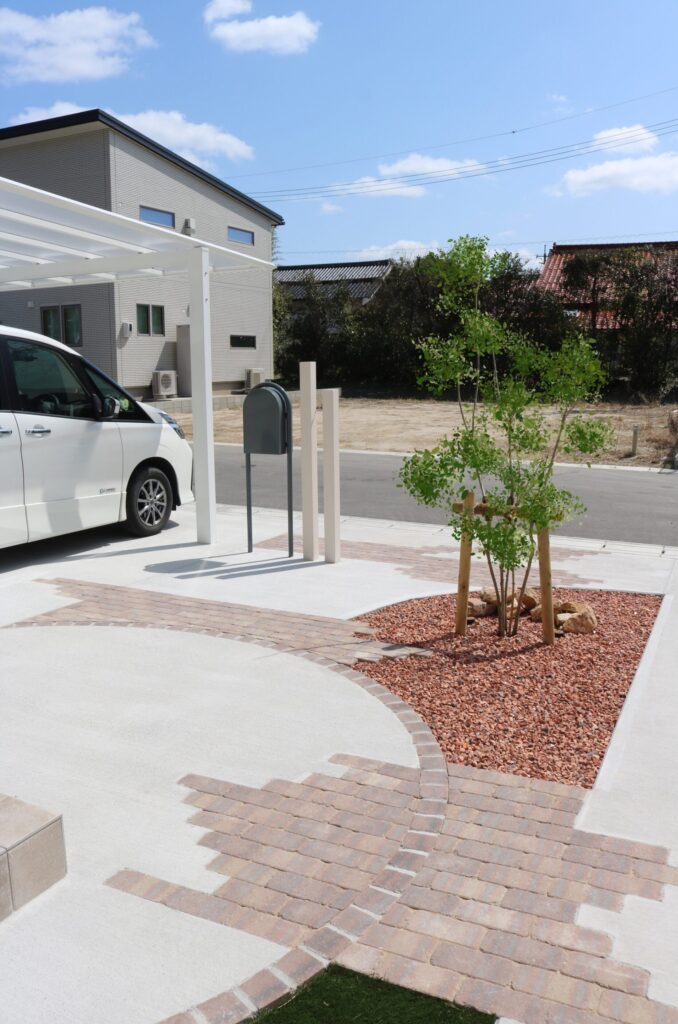 大田市 外構リフォーム カーポートと玄関アプローチ施工