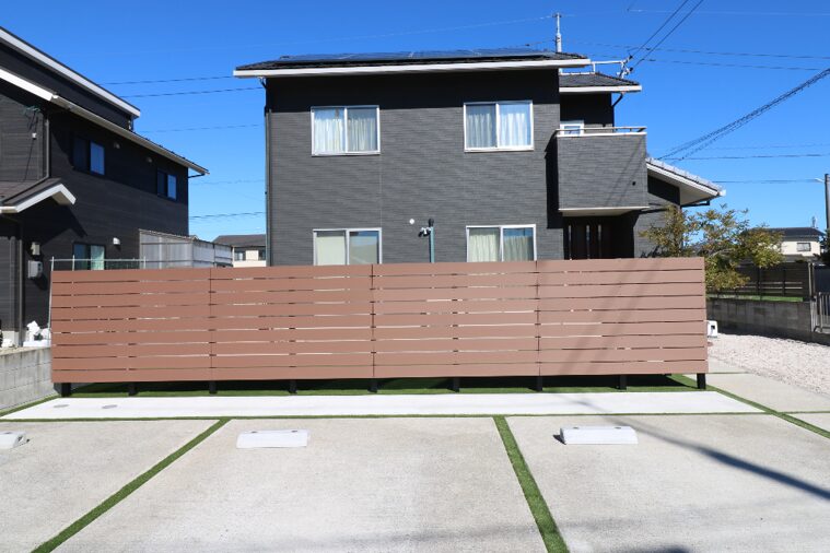 大田市 外構リフォーム プライバシーを守る目隠しフェンス設置