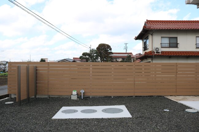 大田市 外構リフォーム 玄関前アプローチとフェンス施工事例