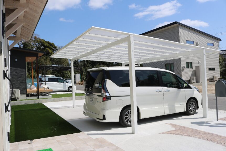 大田市 外構工事 デザインブロックで区切られた駐車スペース