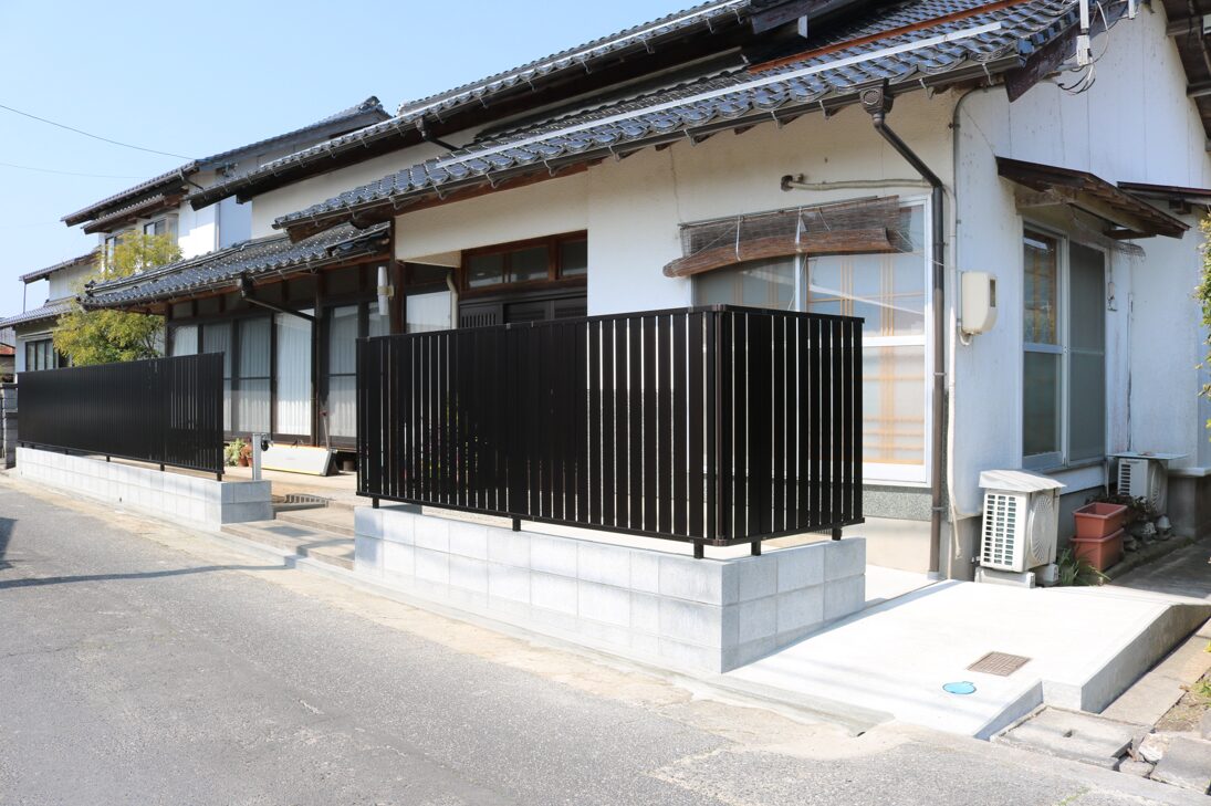 大田市 外構工事 ブロック塀リフォーム後のフェンス付きデザイン